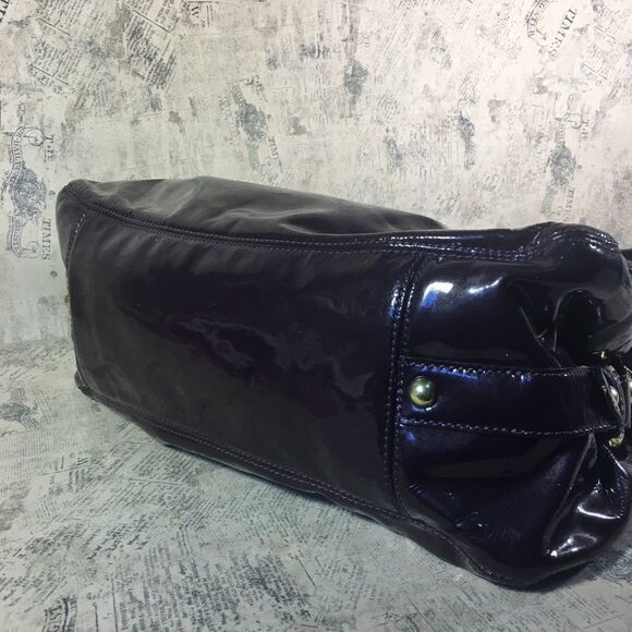 Purple Patent Leather Coach Maggie Bag - Picture 8 of 16